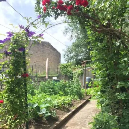 Au Petit Ry * Treignes